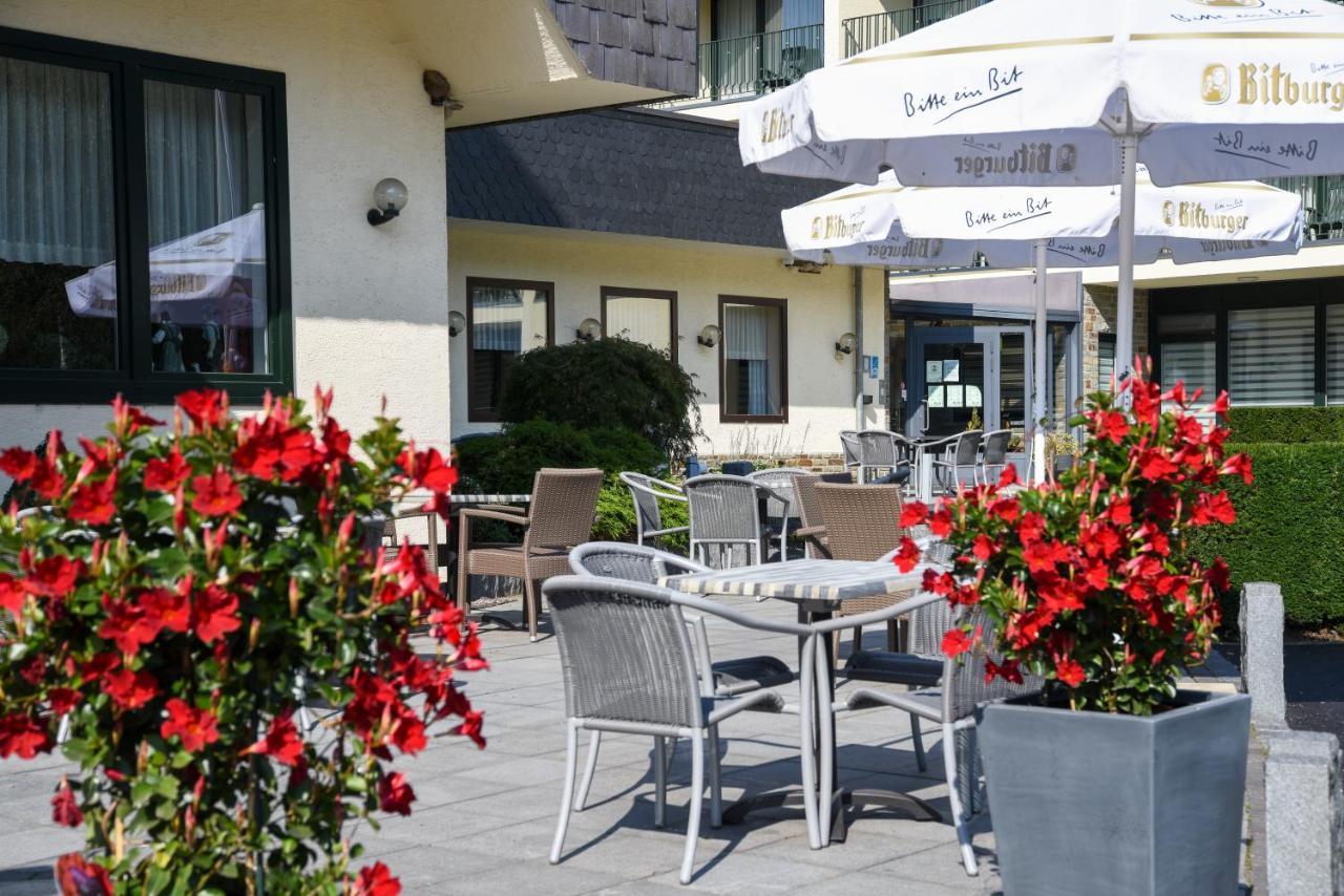 Hotel Haus Tiefenbach Bullange Bagian luar foto