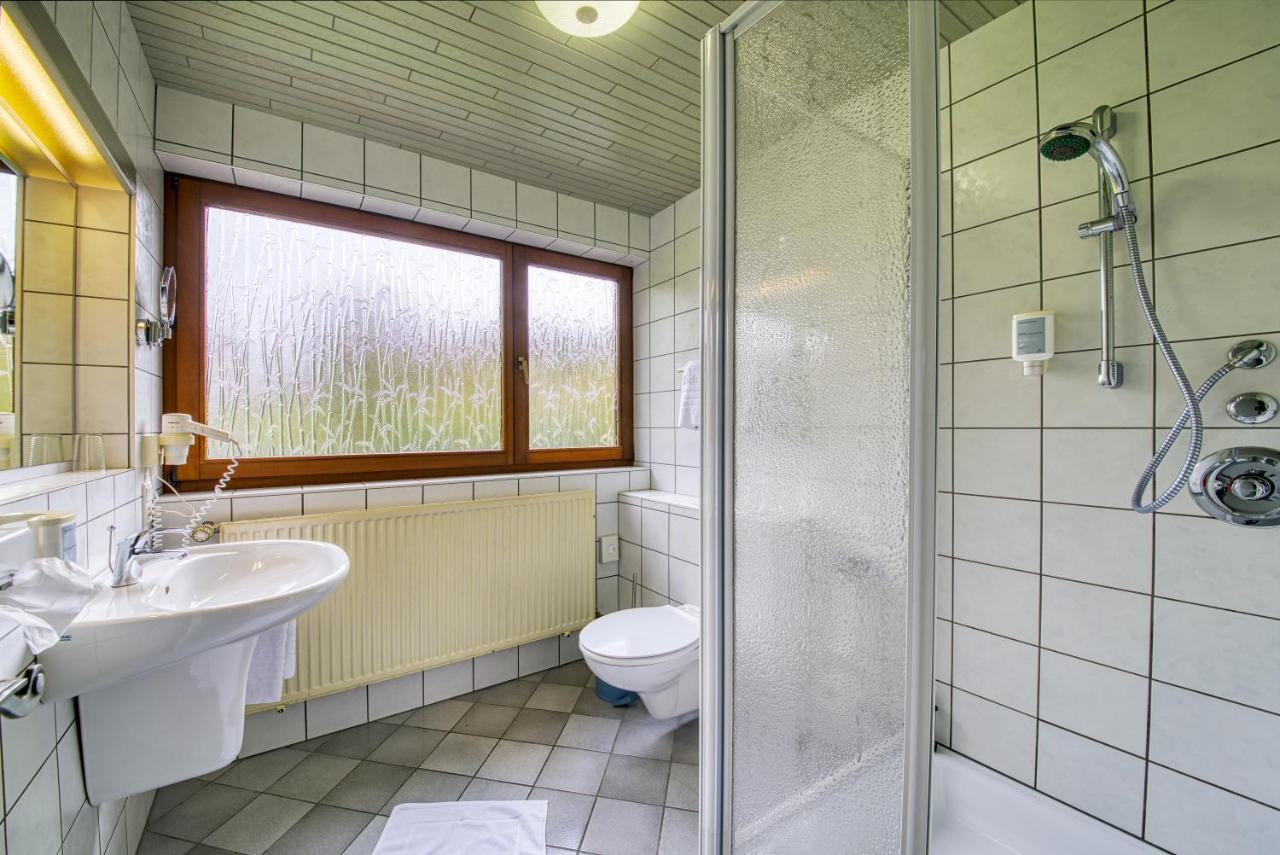 Hotel Haus Tiefenbach Bullange Bagian luar foto