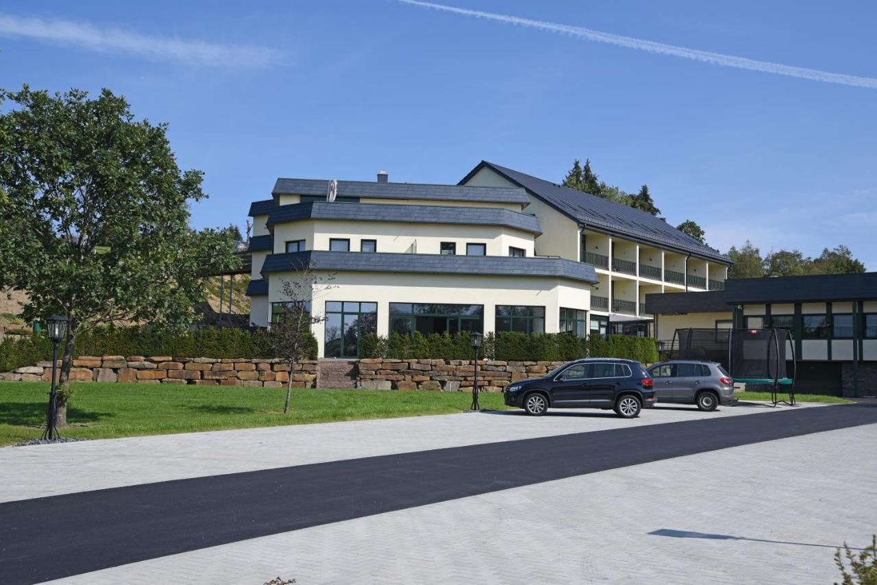 Hotel Haus Tiefenbach Bullange Bagian luar foto