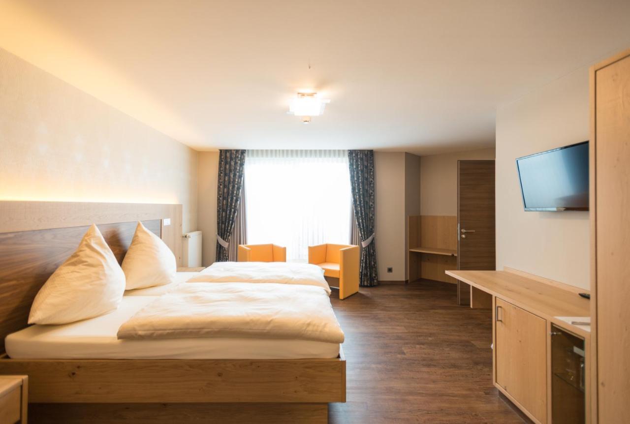 Hotel Haus Tiefenbach Bullange Bagian luar foto