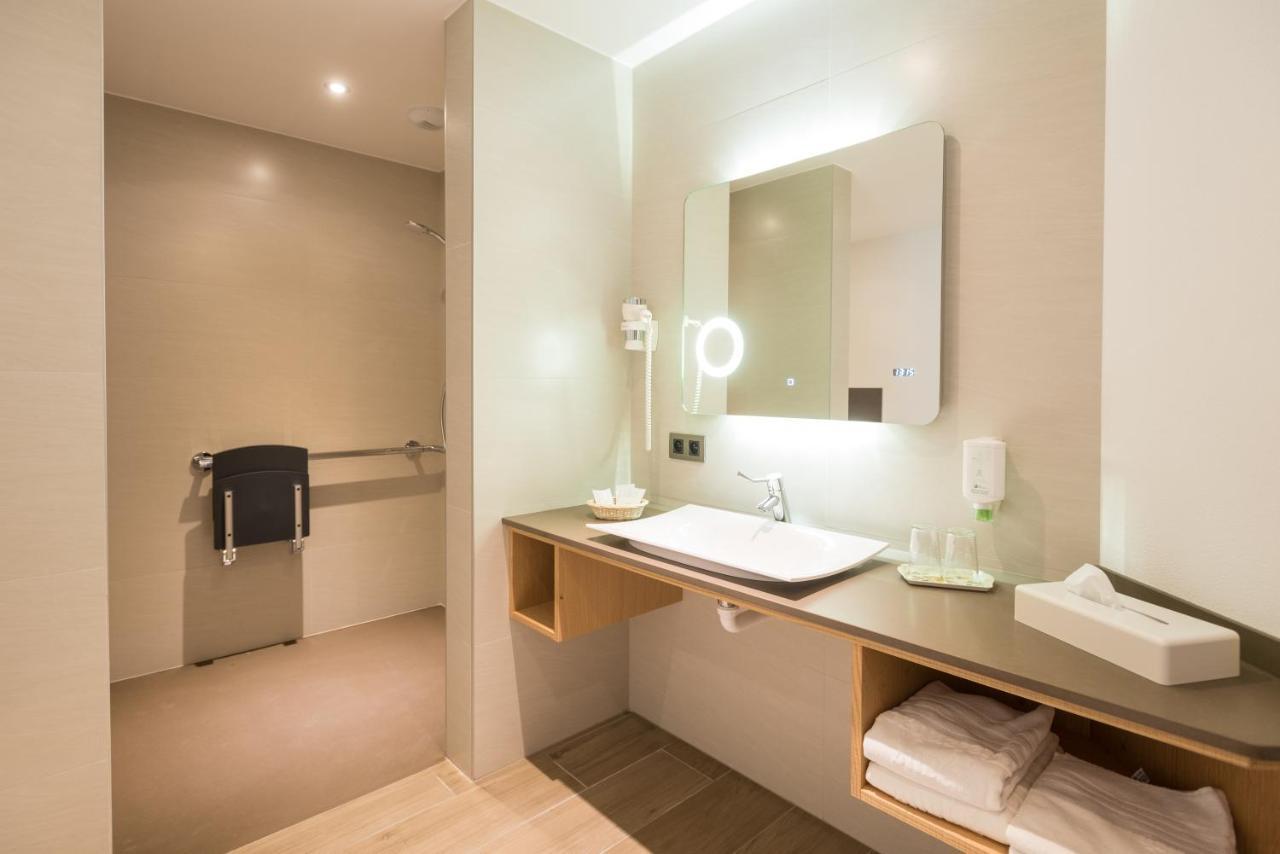 Hotel Haus Tiefenbach Bullange Bagian luar foto